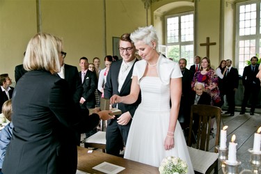 Hochzeitsfotografie-David-Tenberg-Fotograf-Fulda-tolle-geniale-natürliche-Hochzeitsfotos-Hochzeitsbilder-33.jpg